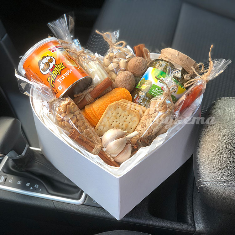 Коробочка-сердце под пивко (в автомобиле)